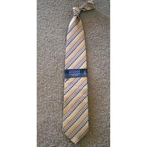 NEW AMERICAN MODERN ALEXANDER JULIAN Silk` NeckTie Stain Resistant Golds